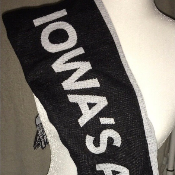 Pro Iowa Soccer Scarf Iowa’s A Keeper NEW 2-sided Black & White 60” MLS - Picture 2 of 5